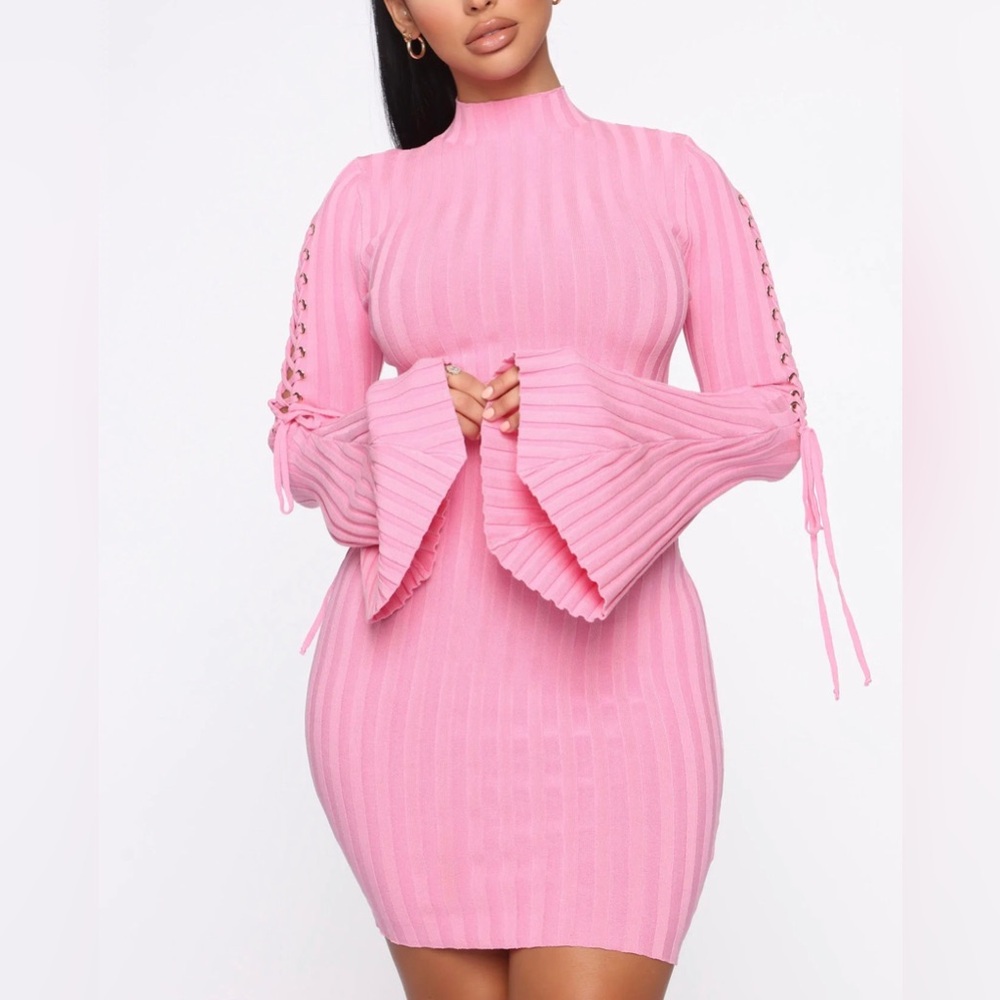 Pink Ribbed Knit Sweater Dress - Picture 3 of 12